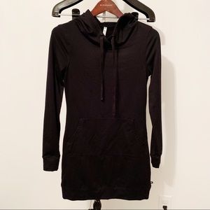 Fabletics • Hooded workout dress with pocket • XXS